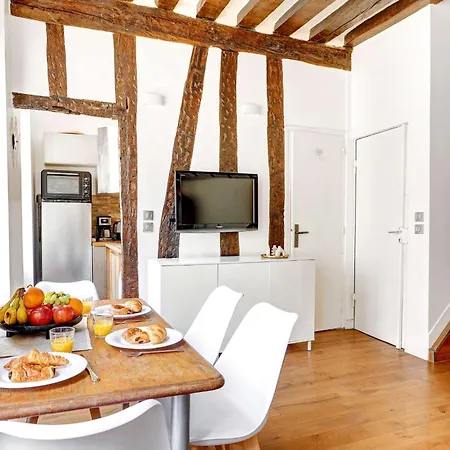 Apartment Le Marais - Pont Marie Flat *